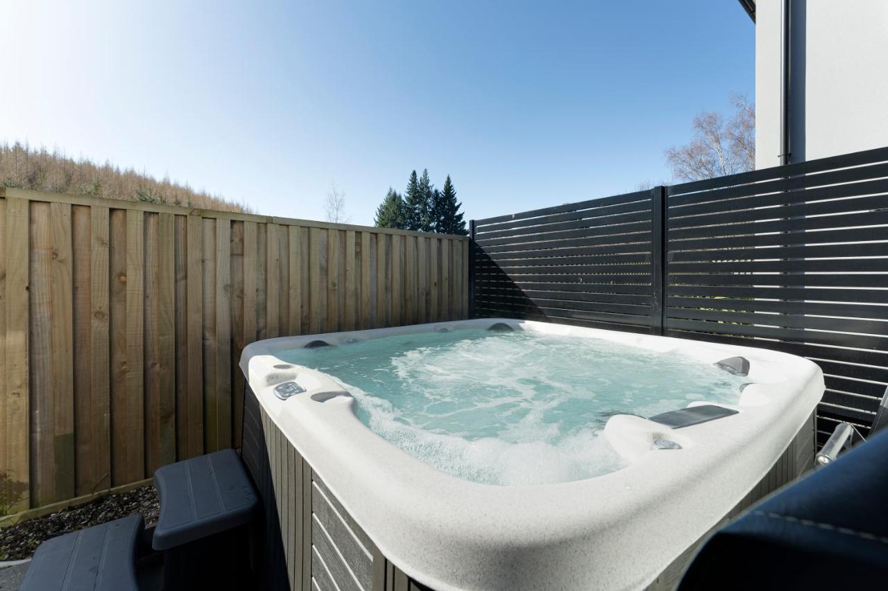 Arthurs Point Retreat - With Hot Tub Queenstown Exterior photo